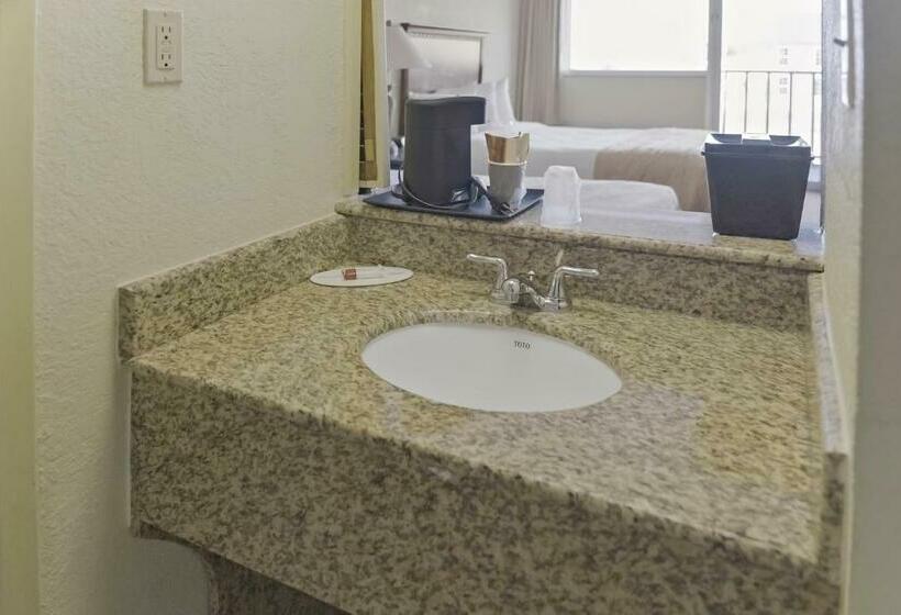 Номер Стандарт Индивидуальный, Economy Hotel Plus Wichita