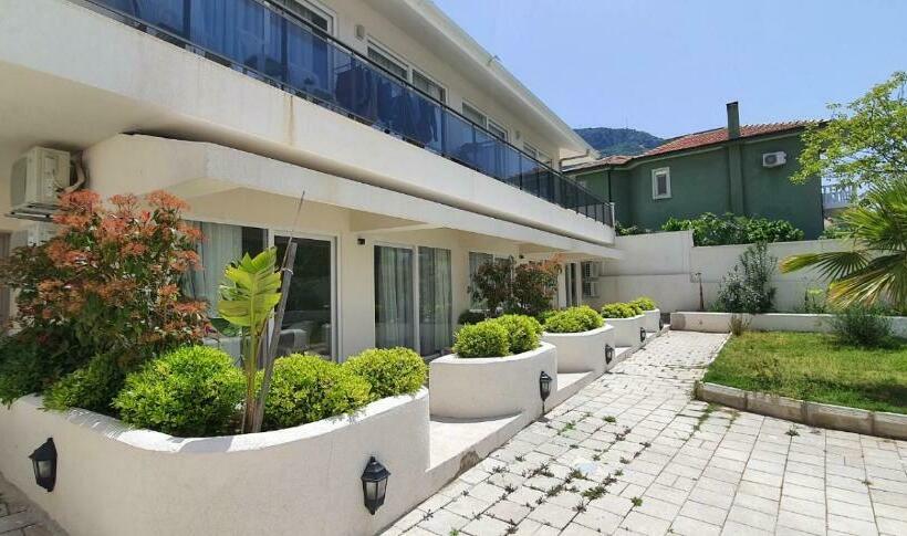 Апартаменты 1 Спальня Вид на Сад, Near Oludeniz Beach Cozy Room With Kitchen
