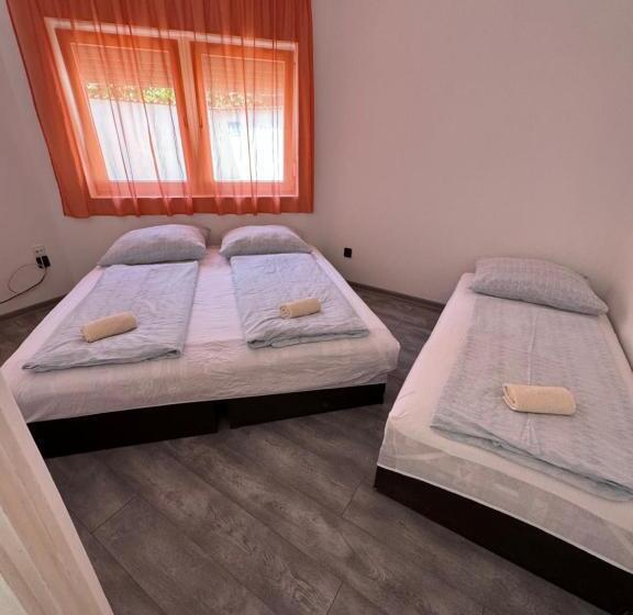 Апартаменты 1 Спальня, Peter S Apartments Siófok