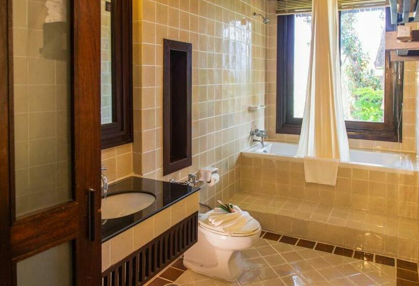 Номер Superior, Gassan Khuntan Golf & Resort