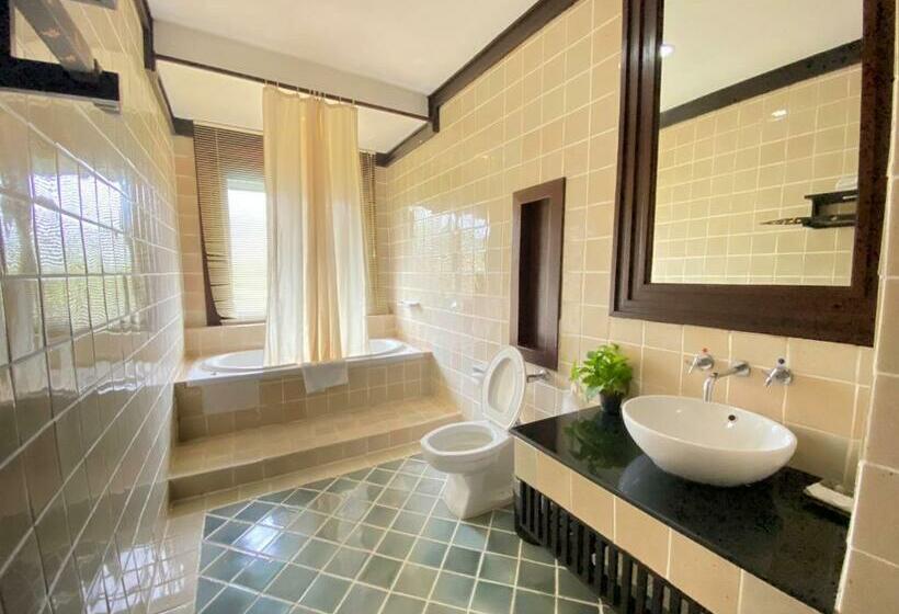 Номер Deluxe, Gassan Khuntan Golf & Resort