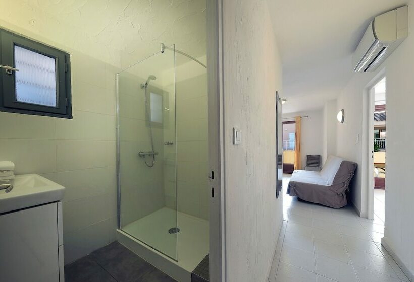 Апартаменты 2 Спальни, Résidence Lago Verde