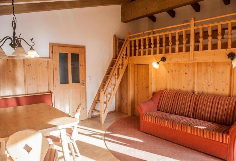 Апартаменты 3 Спальни, Astn Hütten Residenz Waldsicht Königsleiten   Ferienwohnungen