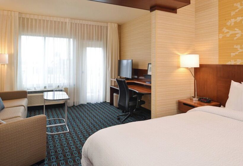 バルコニー付スイート, Fairfield Inn & Suites By Marriott Santa Cruz