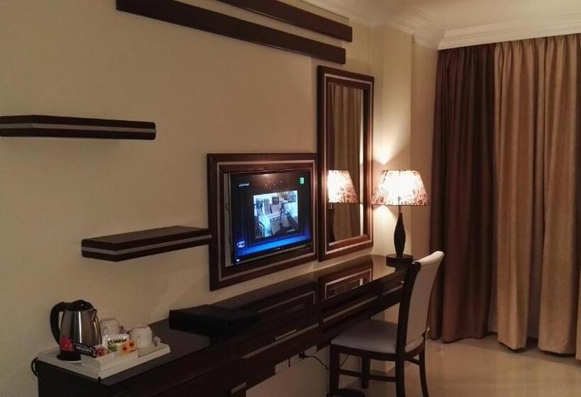اتاق ساده سه‌ نفره, P Quattro Relax