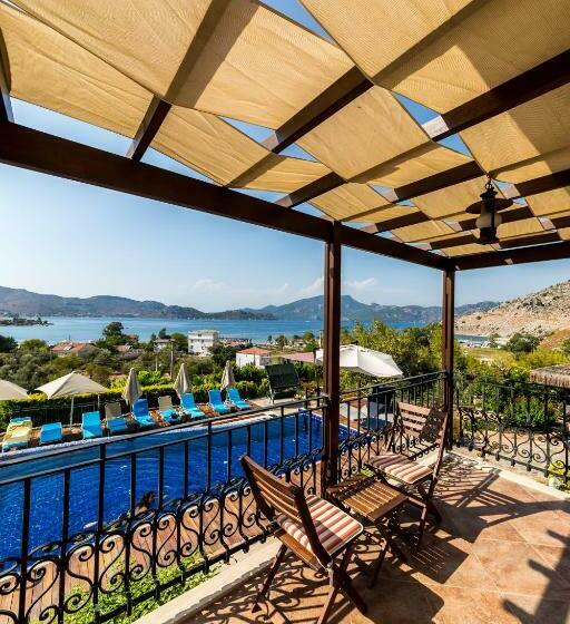 Standard Room Sea View with Balcony, Badem Tatil Evi