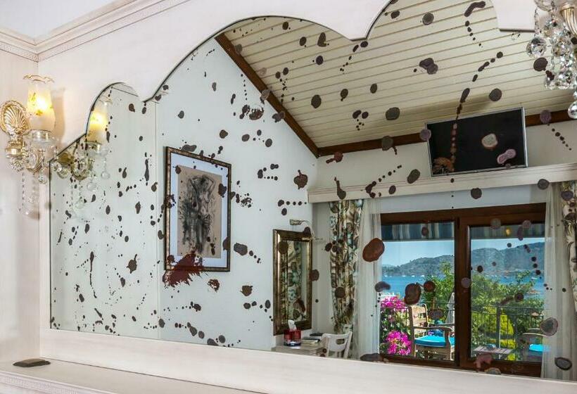 Standard Room Sea View with Balcony, Badem Tatil Evi