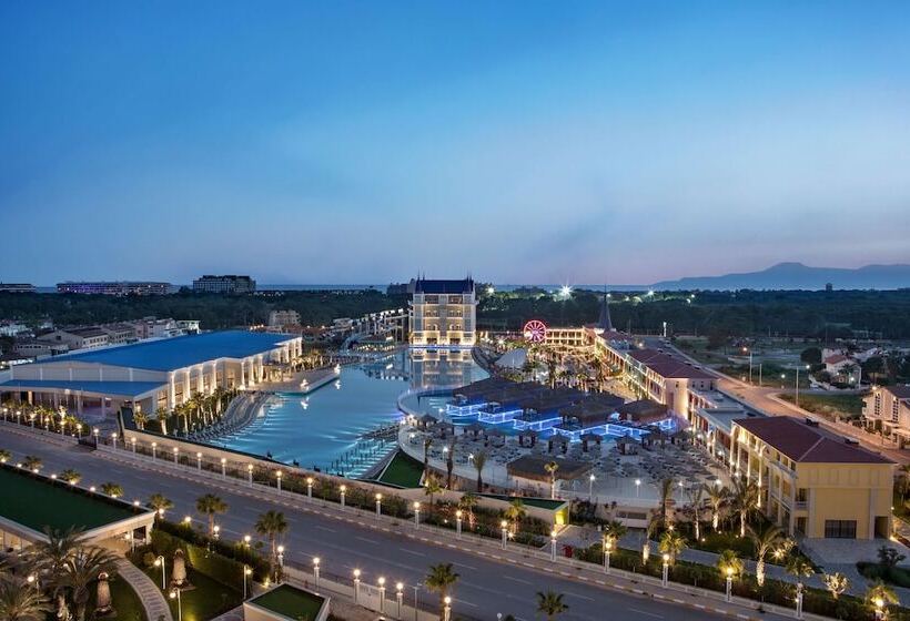 اتاق استاندارد با چشم‌انداز استخر, Granada Luxury Belek   Family Kids Concept