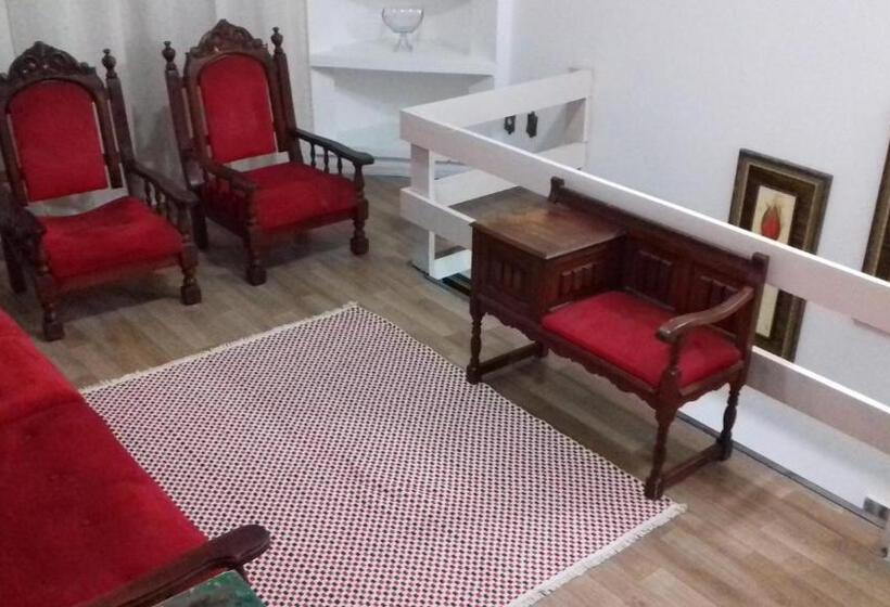 غرفة عائلية, Pousada Cama & Café