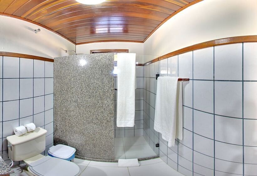 스탠다드 트리플 룸, Makaira Beach Resort