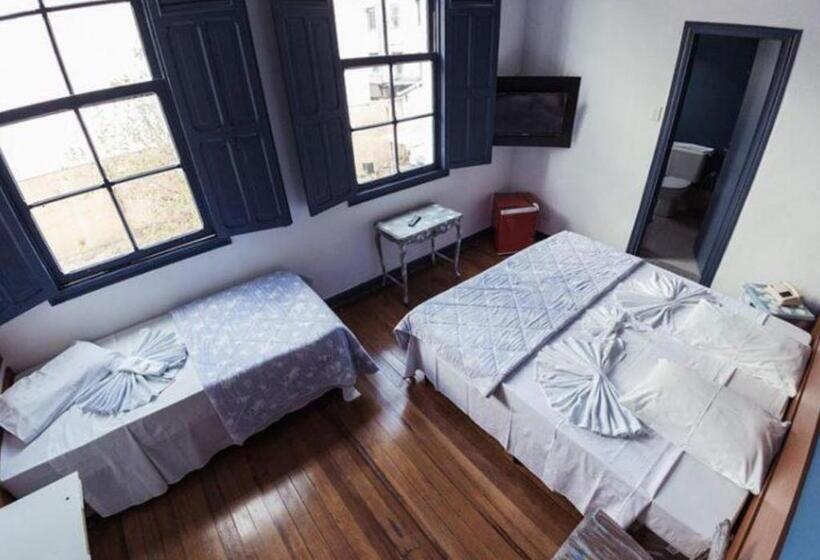 Номер Стандарт Трехместный, Mova Hotel D Oeste   Localizado Em Frente A Praça Principal Da Cidade, Na área Central   Pé Na Praça