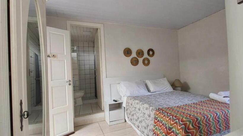스위트, Floripa Hostel