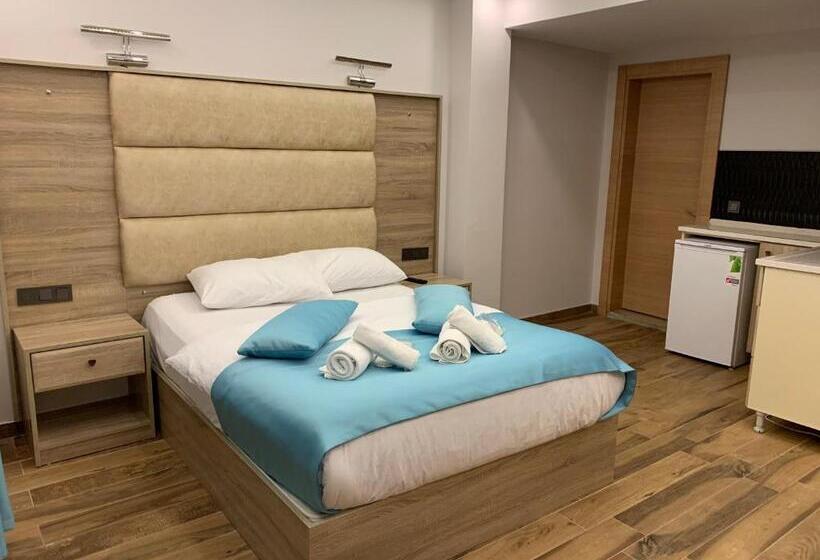 스탠다드 룸 산 전망, Danis Motel