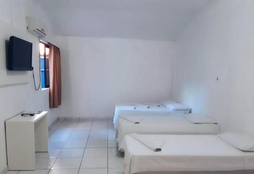 اتاق استاندارد چهار تخته, Bombinhas Palace