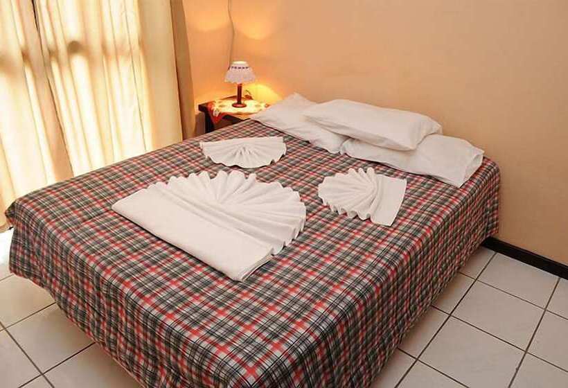 اتاق استاندارد چهار تخته, Bombinhas Palace