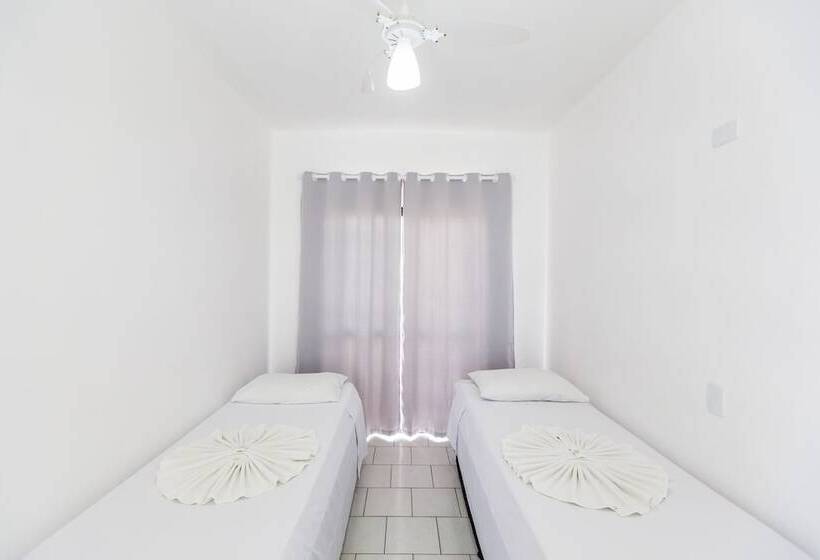 اتاق استاندارد چهار تخته, Bombinhas Palace