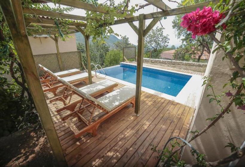 ویلای 2 خوابه, Kleo Cottages