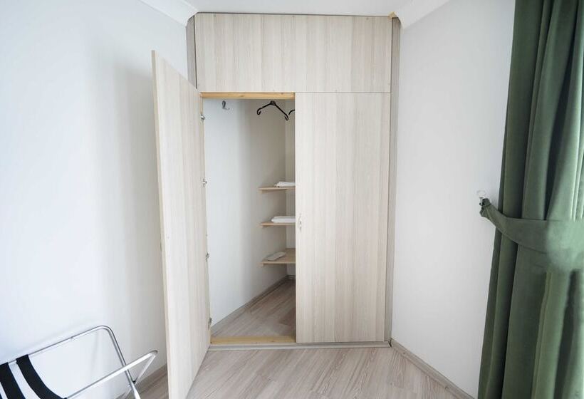 Номер Deluxe, Libiza