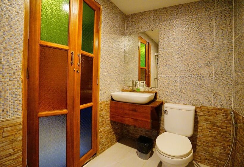 Номер Deluxe с Балконом, Apple Beachfront Resort