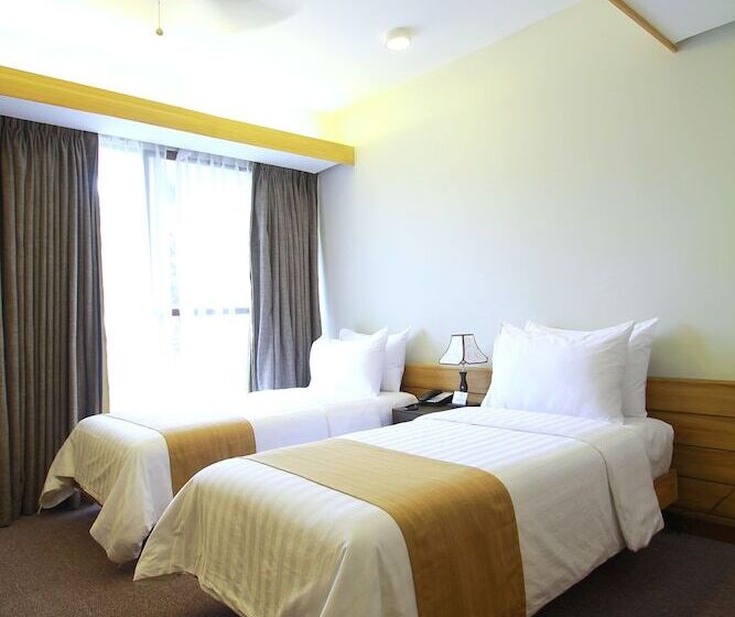 Номер Superior, Grand Sierra Pines Baguio