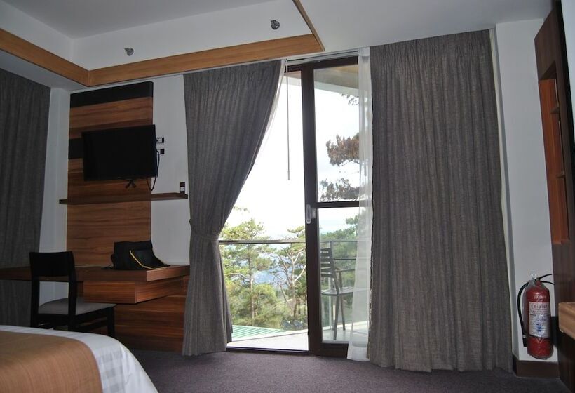 Номер Deluxe, Grand Sierra Pines Baguio