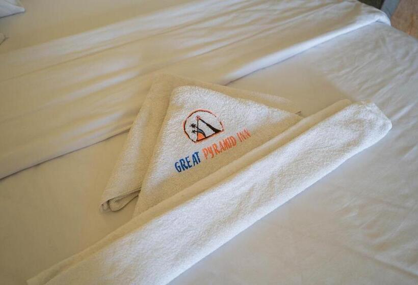 اتاق استاندارد با چشم‌انداز, Great Pyramid Inn