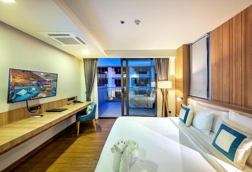 استودیو استاندارد با چشم‌انداز استخر, Plaai Prime Hotel Rayong Sha Extra Plus