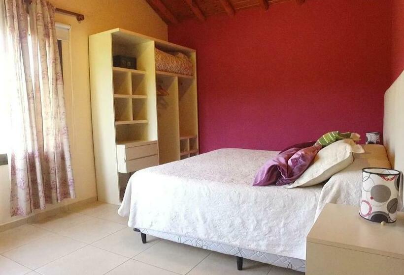 בקתה סופריור, Los Ancares Resort