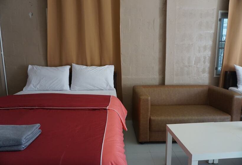 Четырехместный Номер Стандарт, Ann Hostel