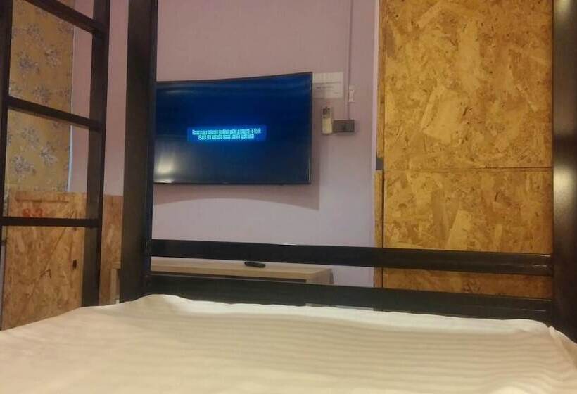 공동 객실, Doolay Beachfront Hostel