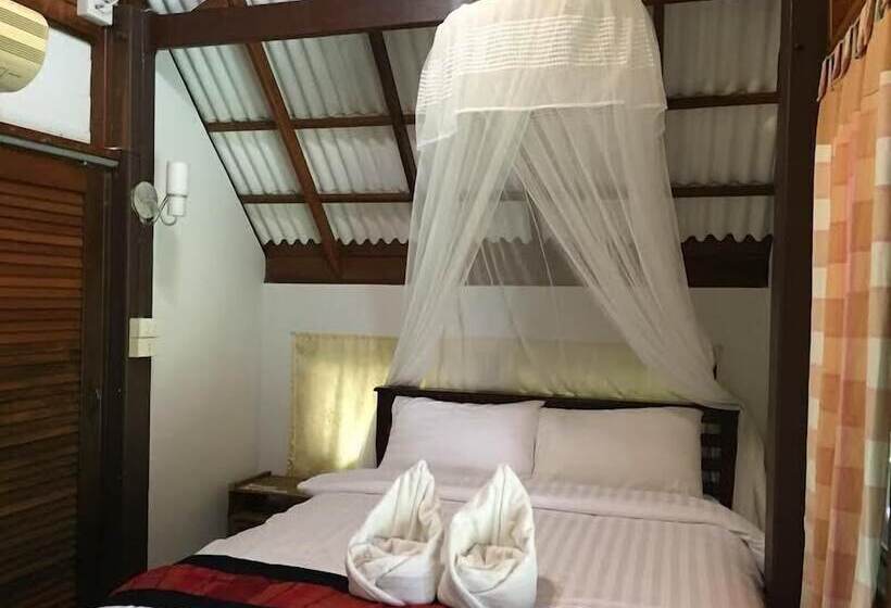 スタンダードバンガロー, Niwas Ayutthaya