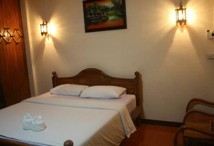 اتاق لوکس, Ban Suan Kulap Keaw Resort
