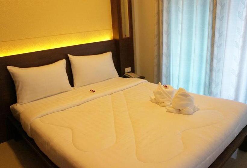 اتاق استاندارد چهار تخته, Chanpraya Resort