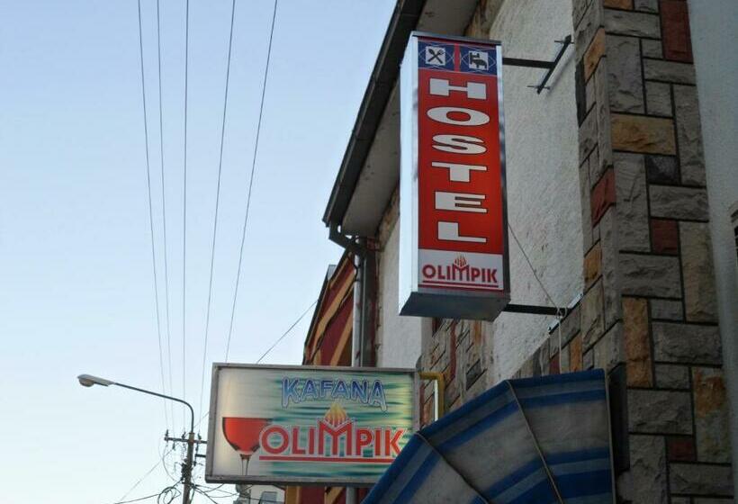 اتاق استاندارد با سرویس بهداشتی مشترک, Hostel Olimpik