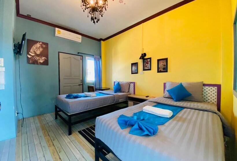 Номер Deluxe, Paksina