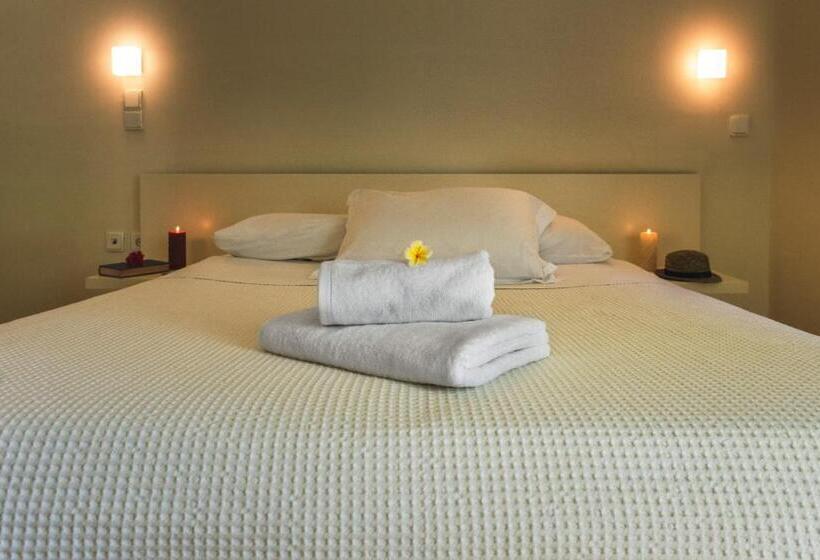 Семейные Апартаменты, Nereids Apartments