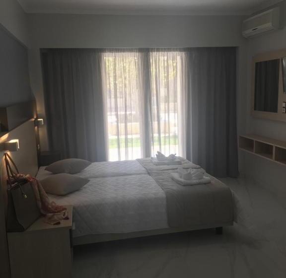Семейный Номер Deluxe, Siviris Golden Beach