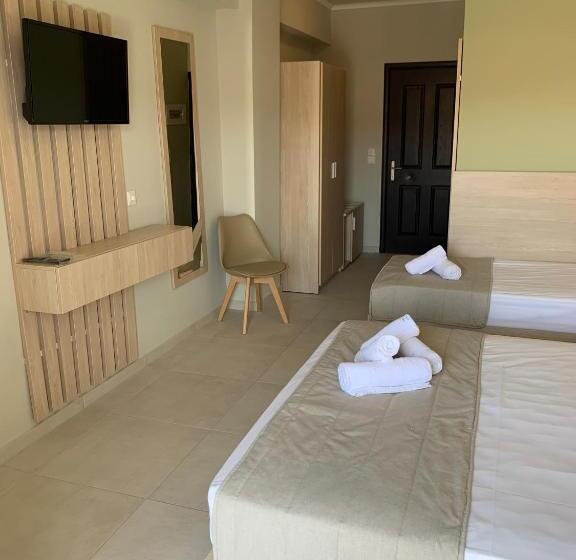 Трехместный Номер Классика, Siviris Golden Beach