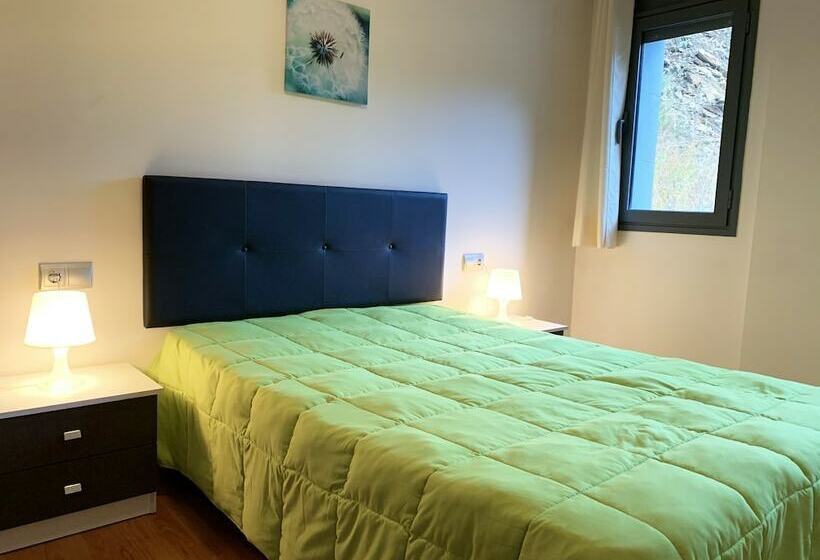 آپارتمان 2 خوابه, Apartamentos Canillo Les Moles 3000