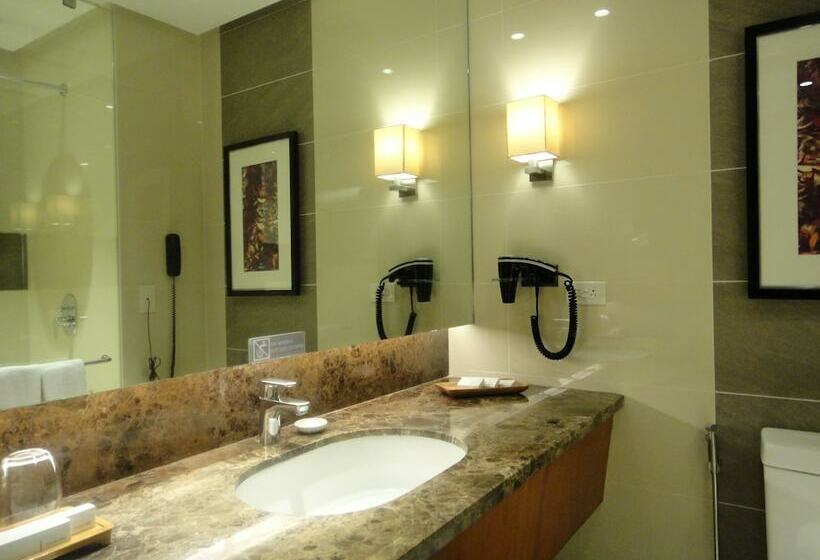 デラックスルーム, Best Western Plus The Ivywall Hotel   Palawan