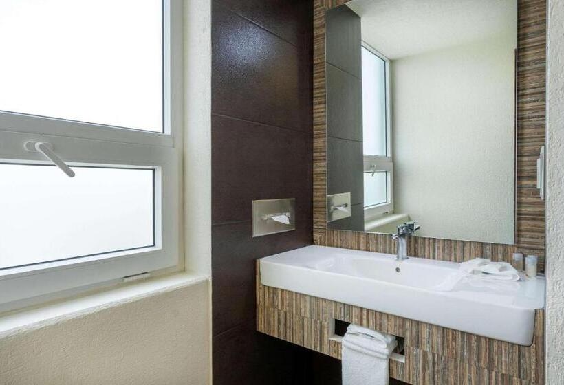 اتاق استاندارد, Comfort Inn Puebla Centro Hist Rico