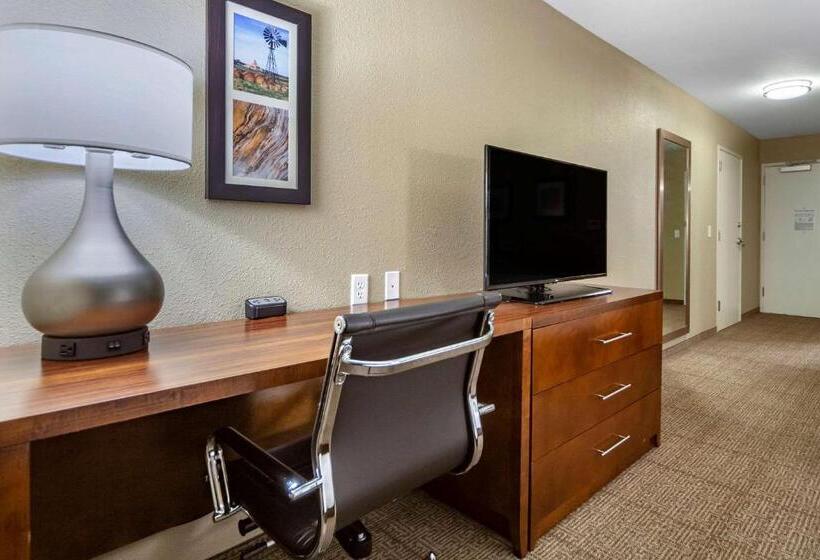 Номер Стандарт Адаптированный для Инвалидов, Comfort Inn & Suites Sidney I 80