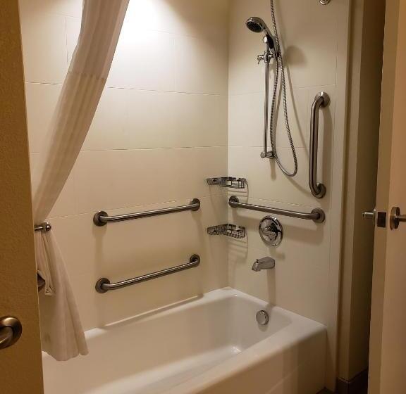 Люкс Адаптированный для Инвалидов, Comfort Inn & Suites Sidney I 80