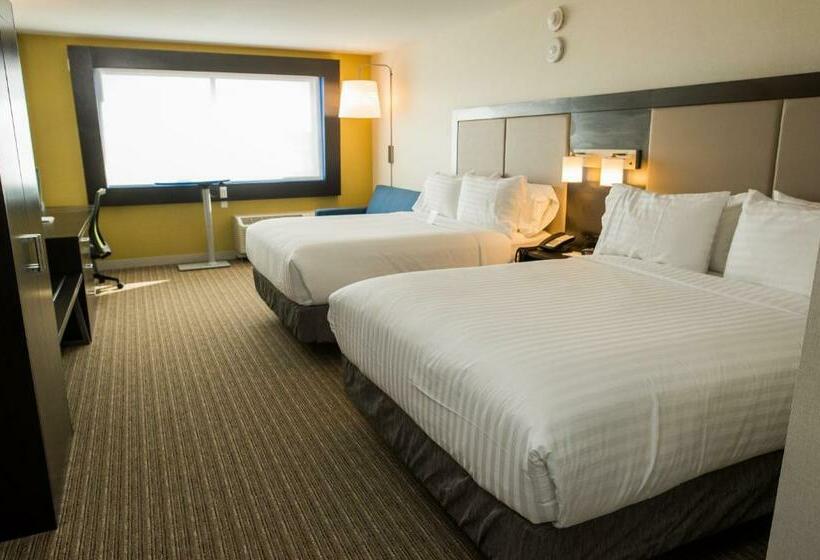 Номер Стандарт, Holiday Inn Express & Suites   Marietta, An Ihg