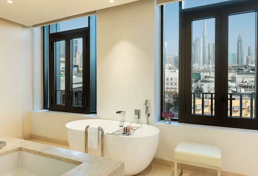 Полулюкс, La Ville Hotel & Suites City Walk Dubai, Autograph Collection