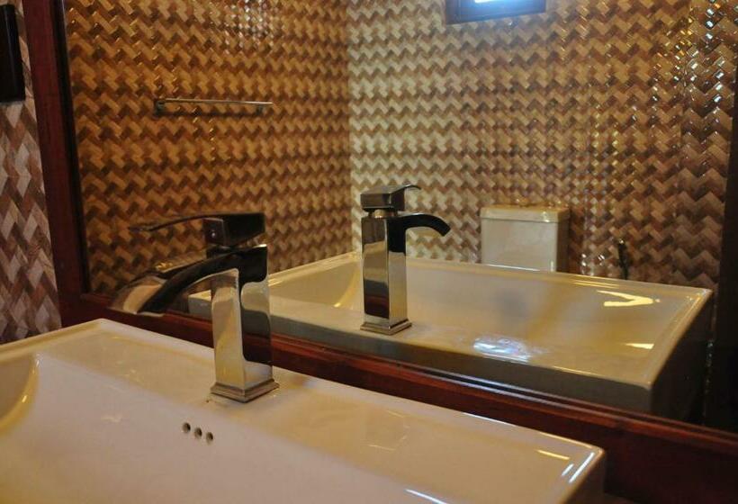 Номер Deluxe, Asantha Guest House