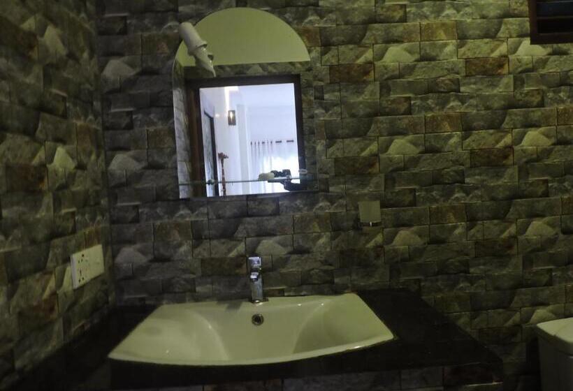 Üç Kişilik Standart Oda, Asantha Guest House