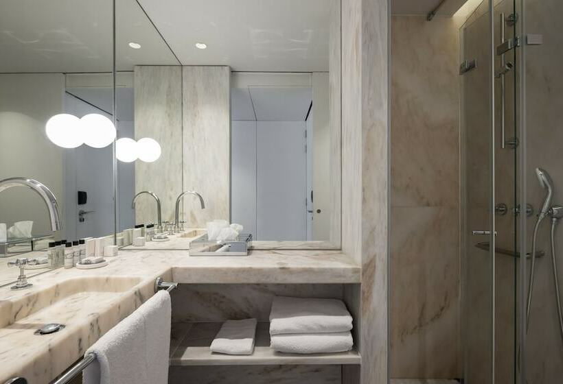 Quarto standard, Lisboa Pessoa