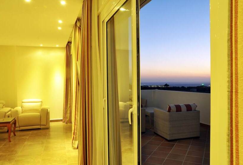 Apartamento 4 Quartos, Mnar Castle