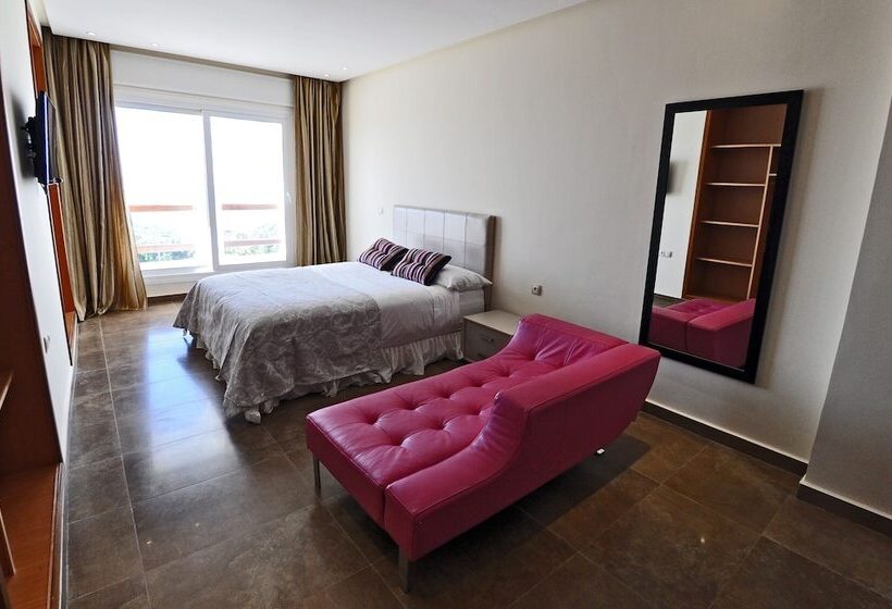 Apartamento 4 Quartos, Mnar Castle